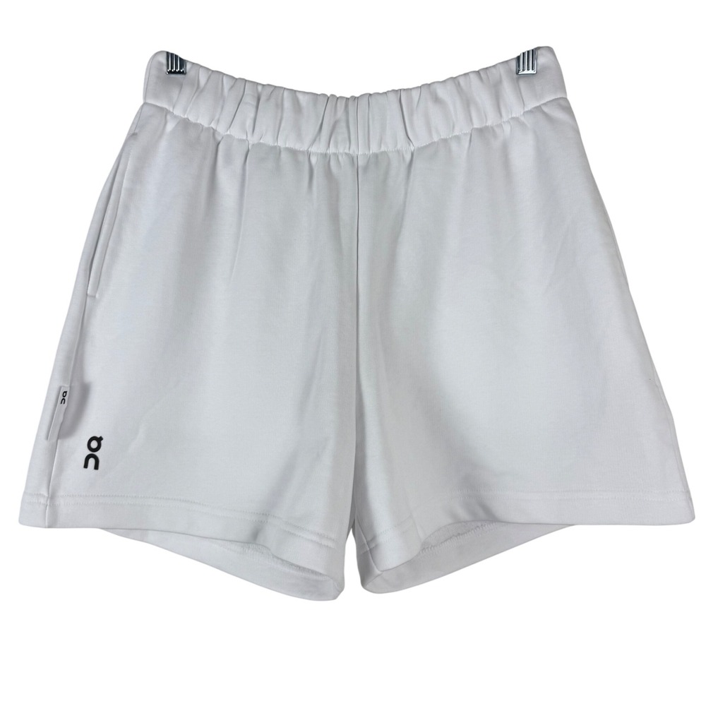 ON Cloud Club Shorts Womens Medium White Pockets Running 1W10740069‎ NEW